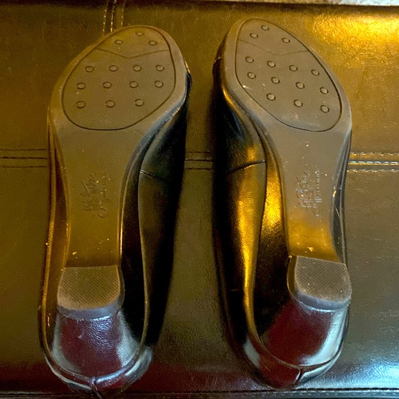 Life Stride Wedges - Picture 4 of 4